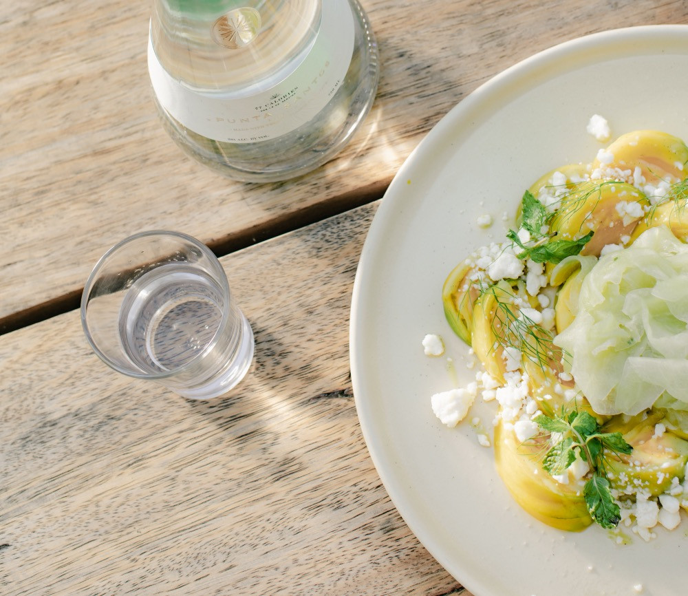 Siping Tequila Liqueur Pairing - Tomate Heirloom Queso Feta | Melón Miel Nixtamalizado | Aderezo de Vainilla
